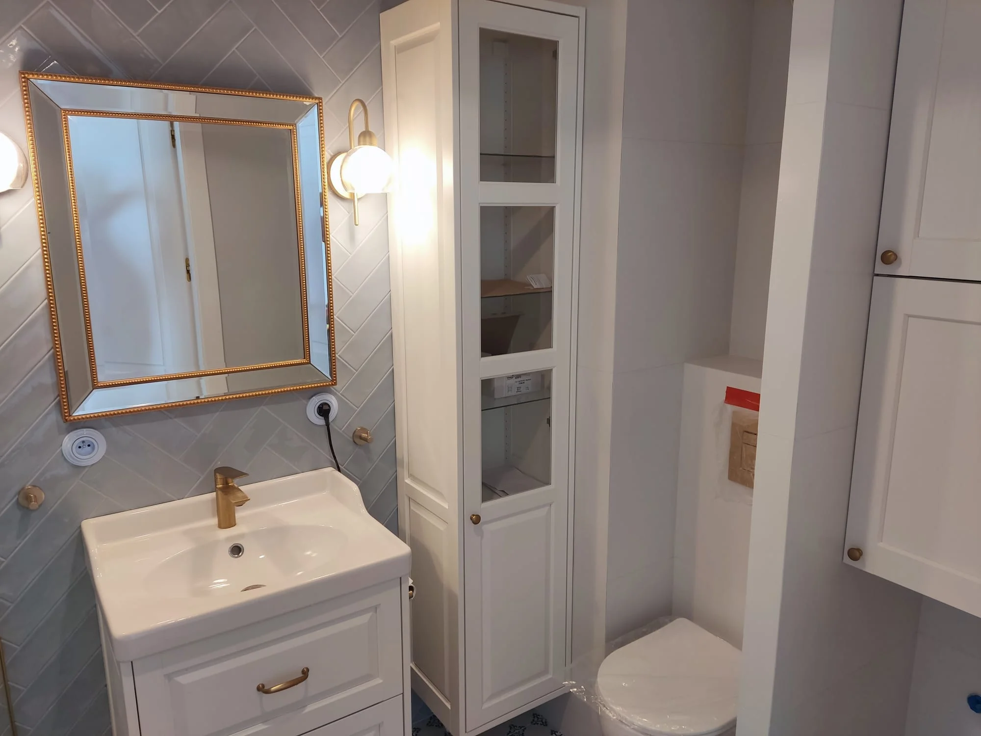 Detal wykończenia 3 — Łazienka Premium